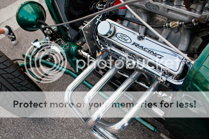 IMAGE: http://i1170.photobucket.com/albums/r523/valenciaphoto/Cars/Friday%20Fest%20-%208-3-2012/IMG_0681.png